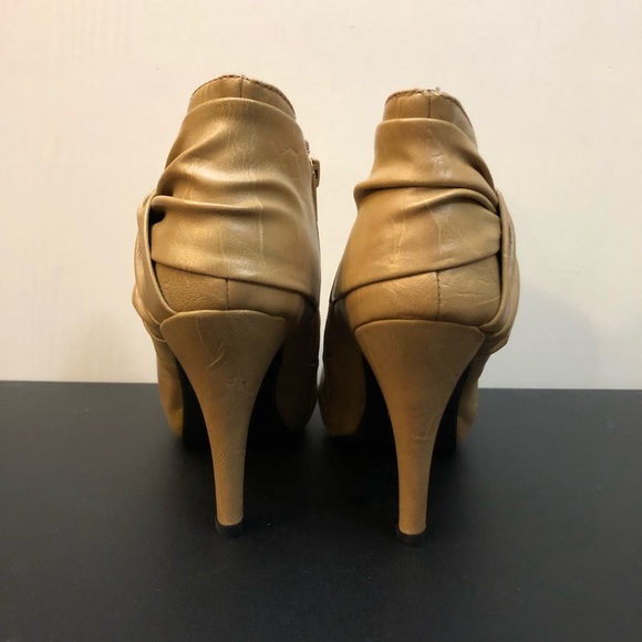 CODE VIII Ankle Boots - Picture 4 of 5